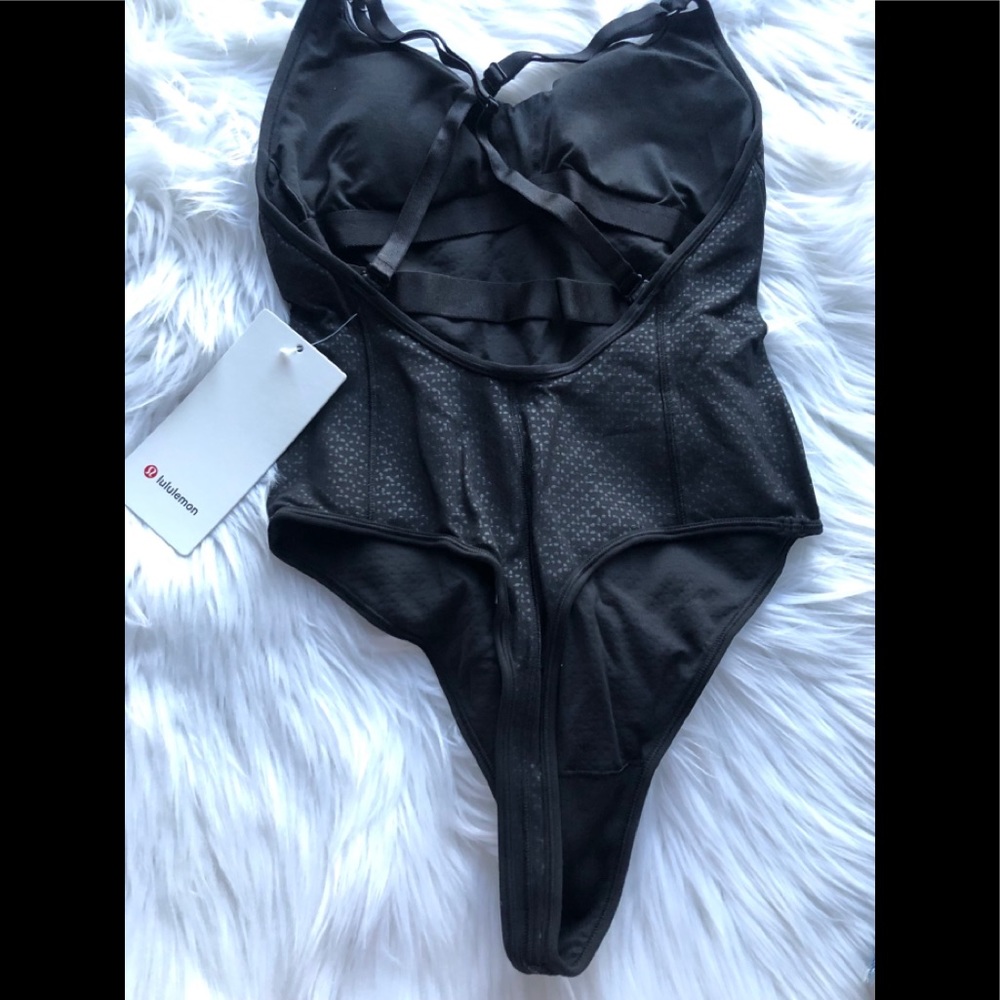 JUST IN ✔️NWT🍋LULULEMON BODYSUIT - Picture 5 of 8